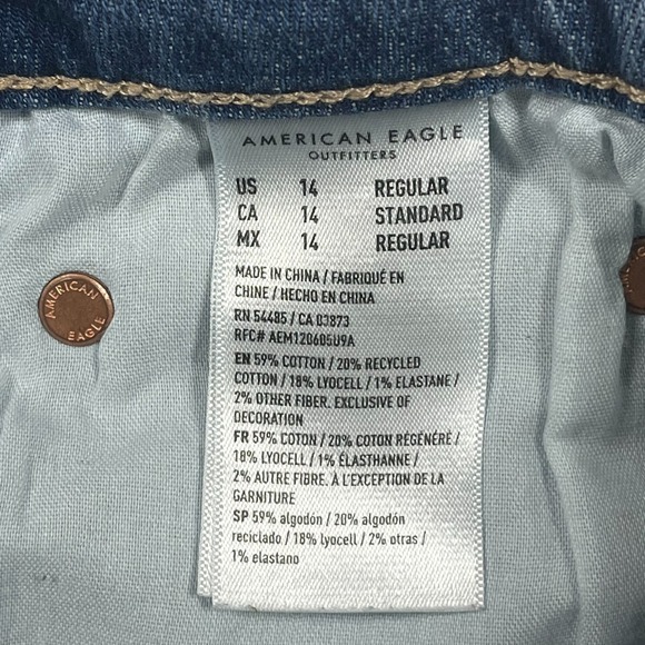 American Eagle Super High Rise Baggy Wide Leg Jeans Womens 14 Light Wash Stretch - Picture 8 of 16